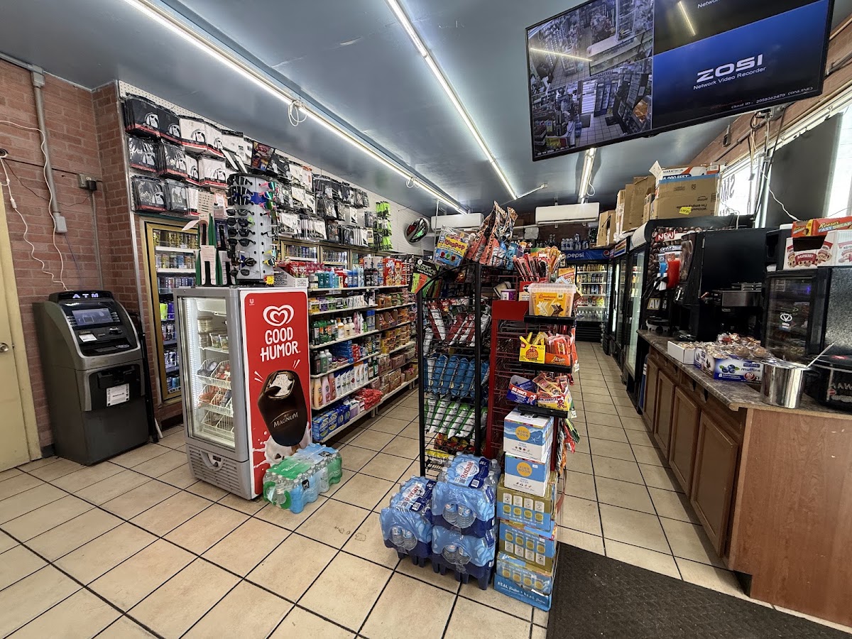 Inside Ulmerton Citgo convenience store